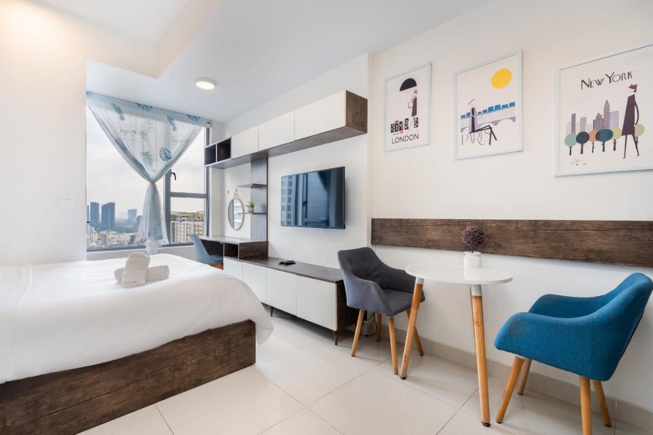 Harry'Home-River Gate- Swimming Pool- Free Pickup 5 Night Or More 호치민 외부 사진